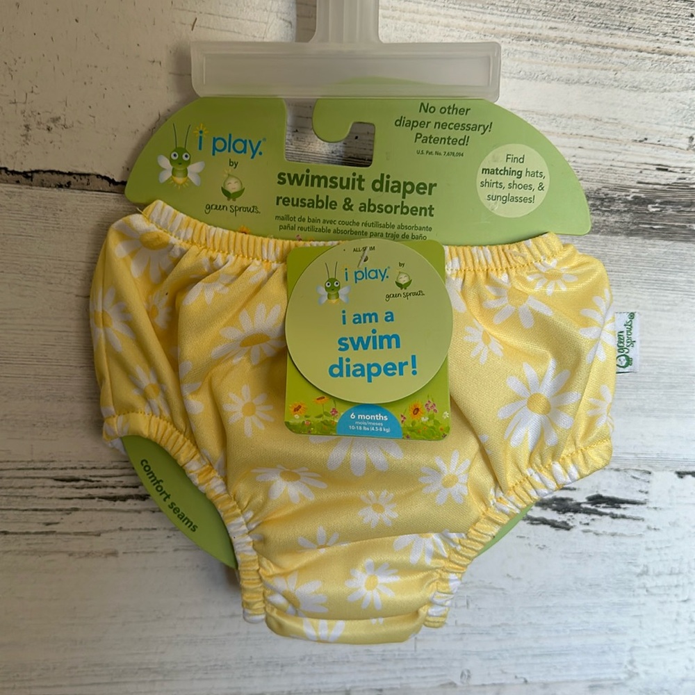 I play by green sprouts Swim Diaper Size 6 Months NEW